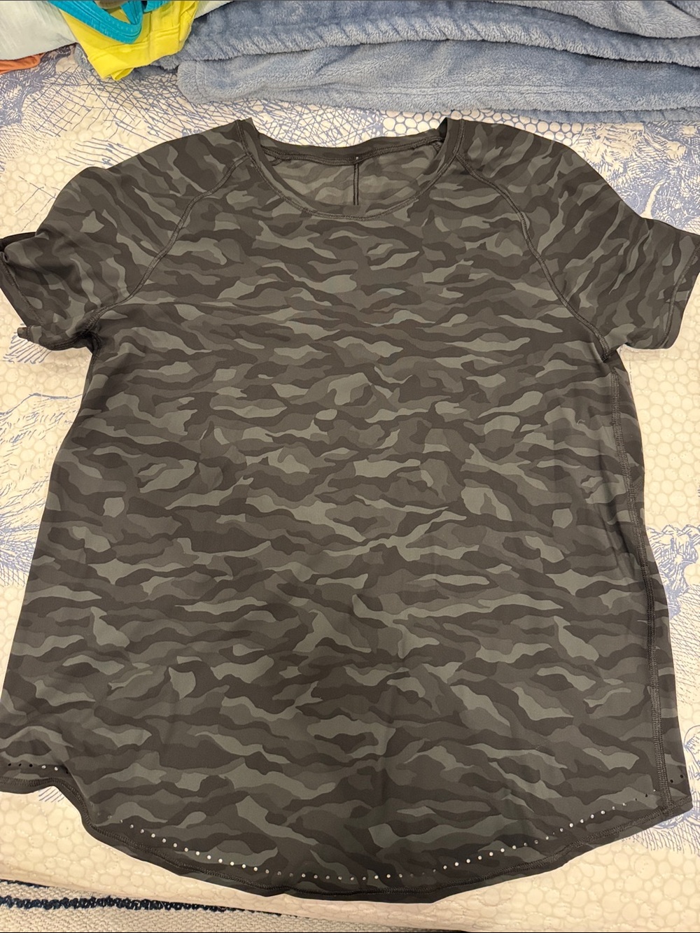 lululemon athletica Rise and Run Gray Camouflage Crop Top
